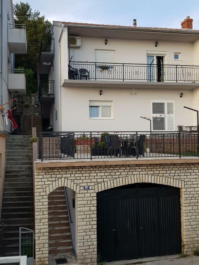Apartments Nakic Šibenik Exteriör bild