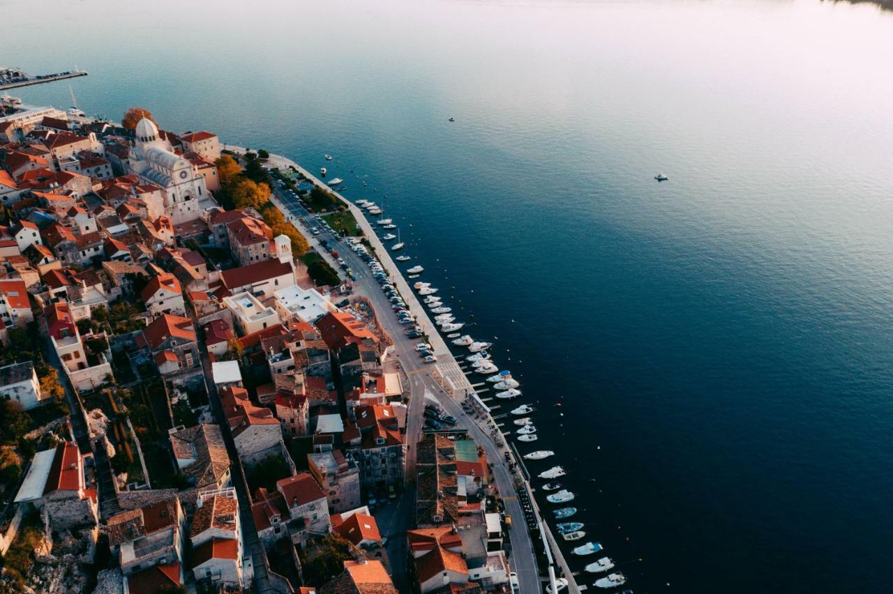 Apartments Nakic Šibenik Exteriör bild